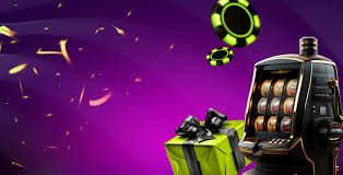 Tampilan permainan slot Phoenix Rises di platform cinta55